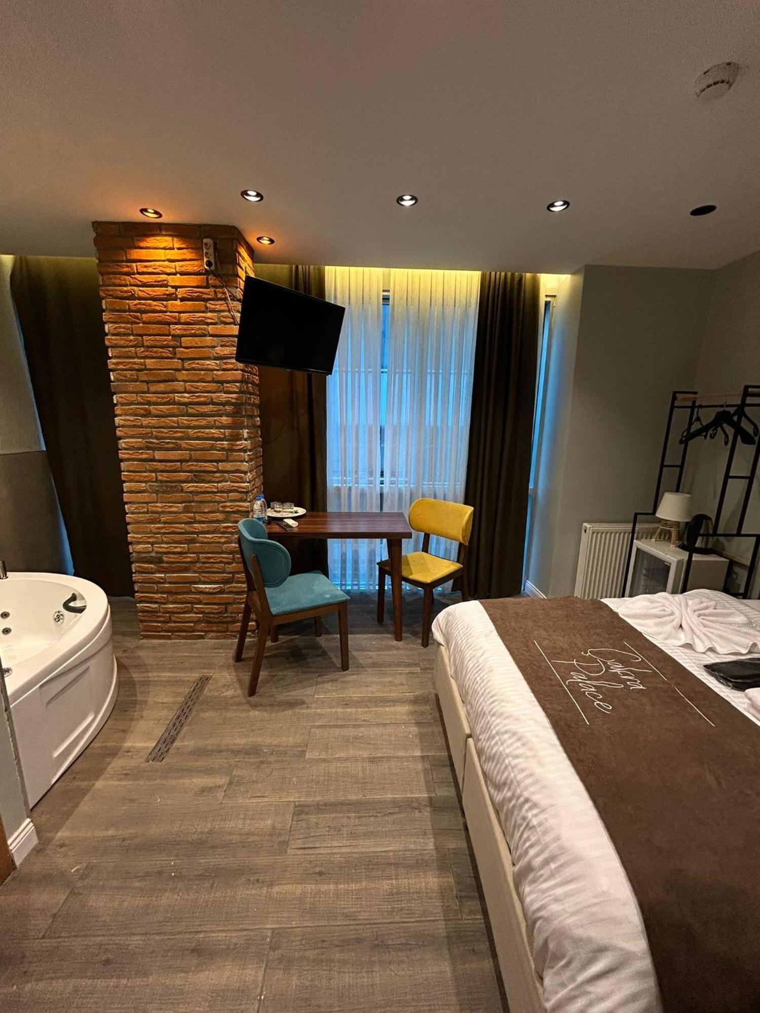 Cakra Palace Hotel de apartamente